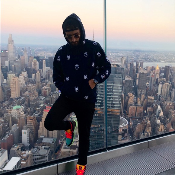 Meet your Posher, Nicholas - Picture 1 of 1